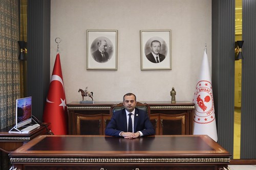 Kaymakamımız Sayın Bayram KÖSE'nin 1 Mayıs Emek ve Dayanışma Günü Mesajı